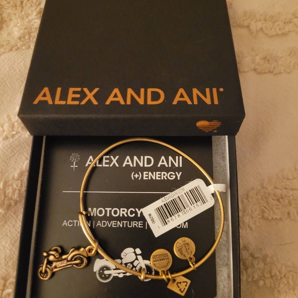 Bracelet